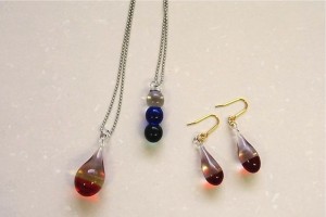 シンプルアクセサリー